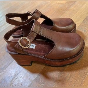 Steve Madden MaryJane clogs